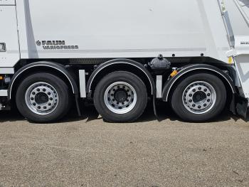 CF 410 8X2/6 FAUN / BEKKER LAGRAM 16m3 / WAS INSTALLATIE